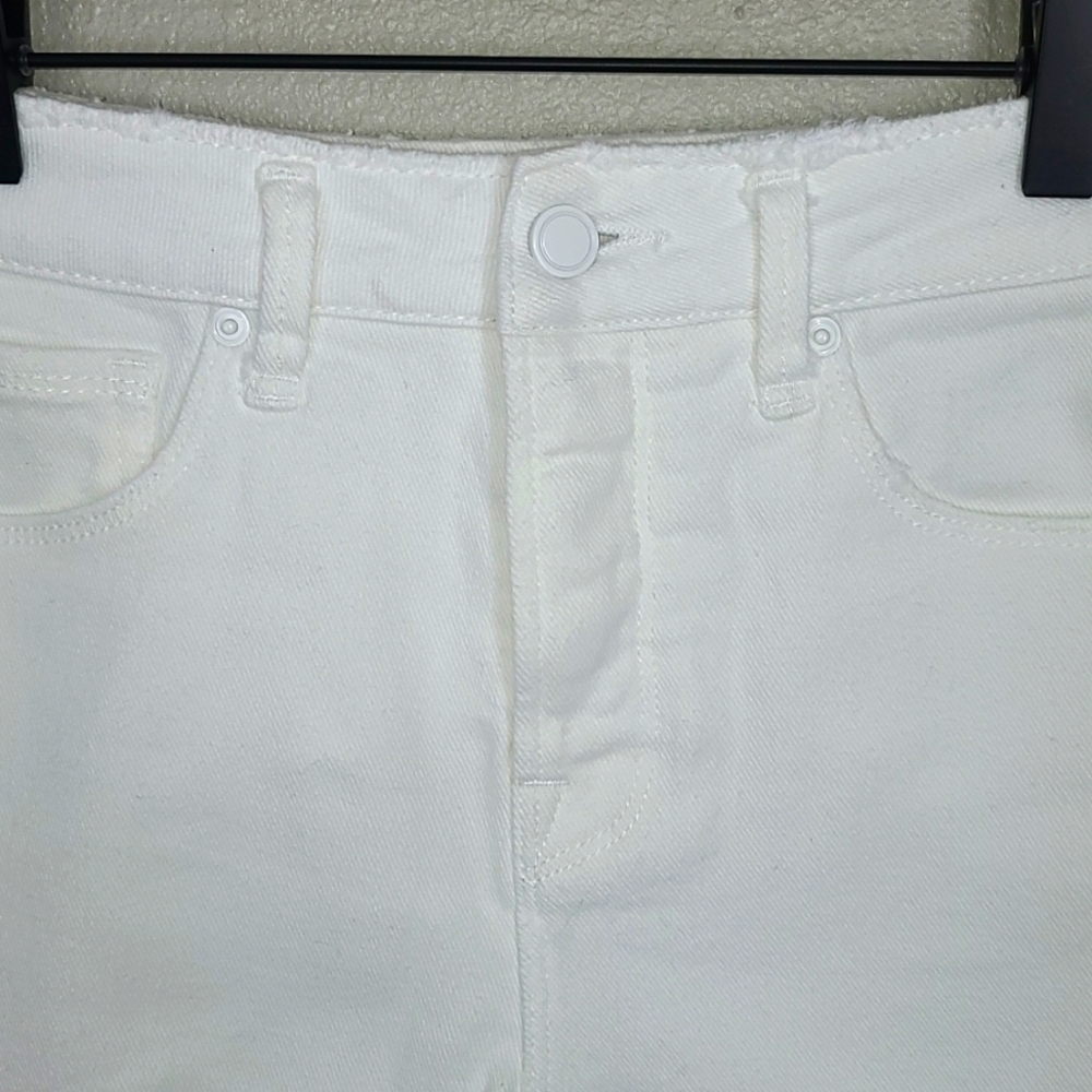 Good American White Distressed High-Rise Jean Shorts - Picture 5 of 8